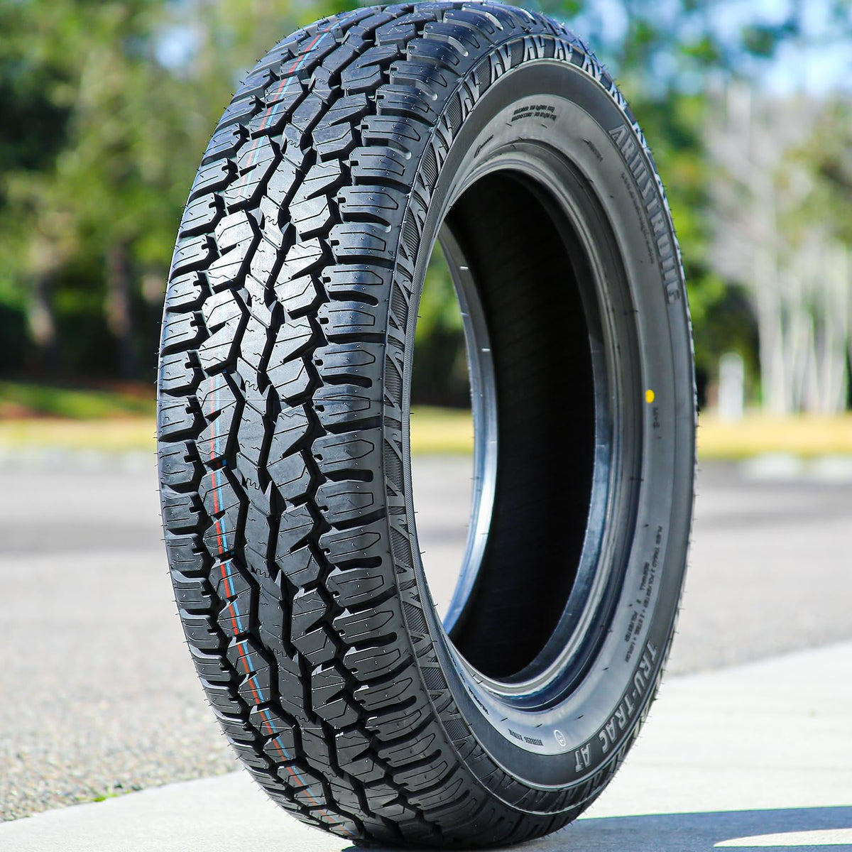275/55R20 117T All Terrain Tire Z851438